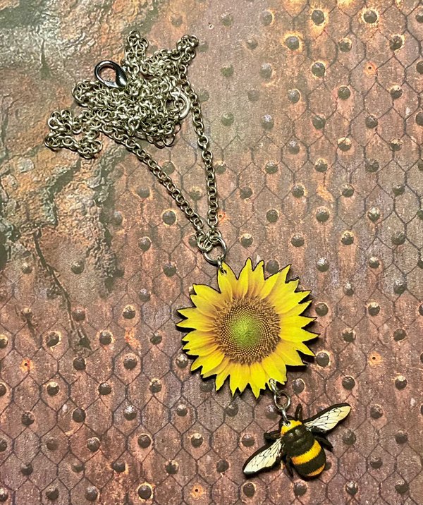 SunflowerBee - Kaulakoru